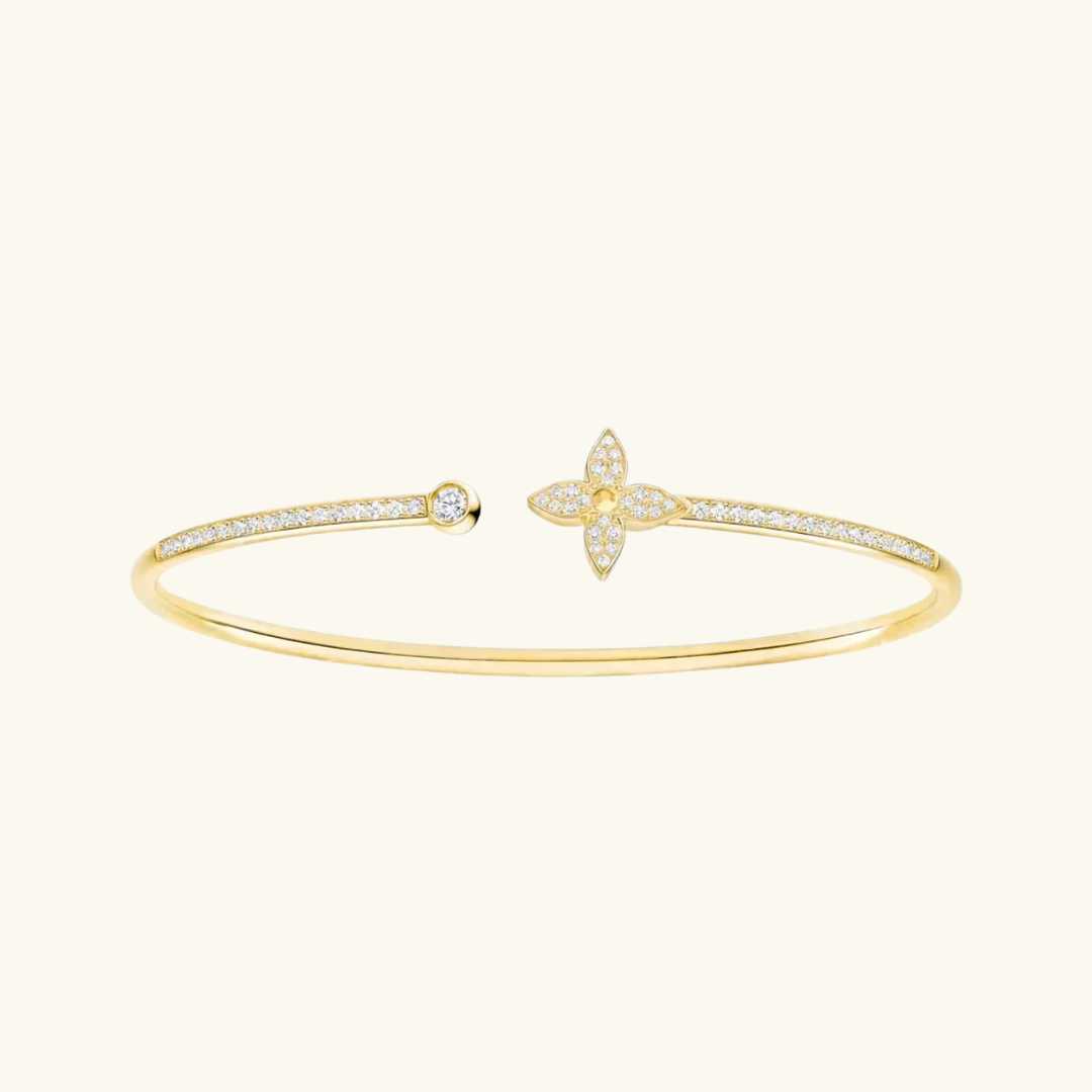 EXCLUSIVE | Gold Star Bracelet