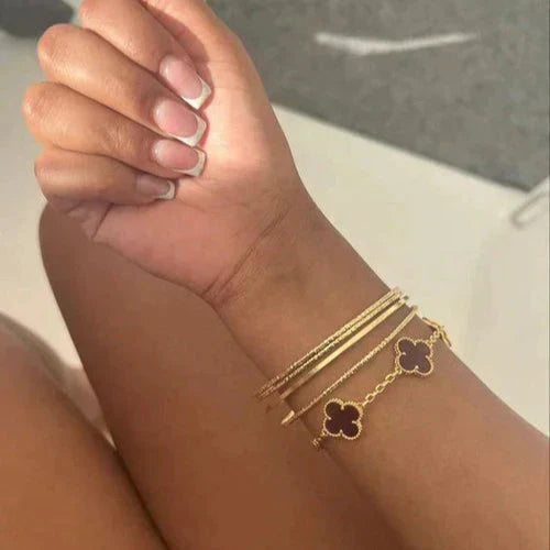 CLOVER | Black/Gold Bracelet